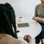 Beratender Verkauf im MLM: Vom Pitch zur Beratung